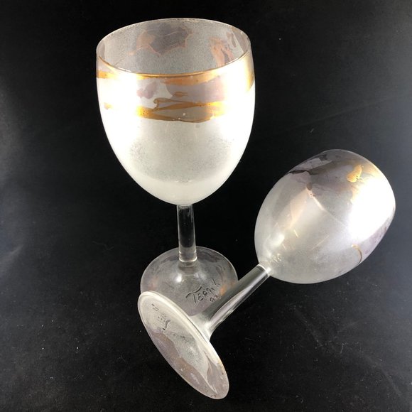 Vintage Frosted Wine Glasses - Picture 4 of 4